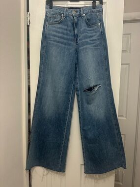 Veronica Beard Distressed Wide-Leg Jeans in Medium Blue new